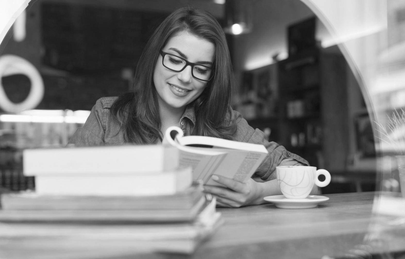 Ambiente di formazione zeltarion con studenti che lavorano insieme